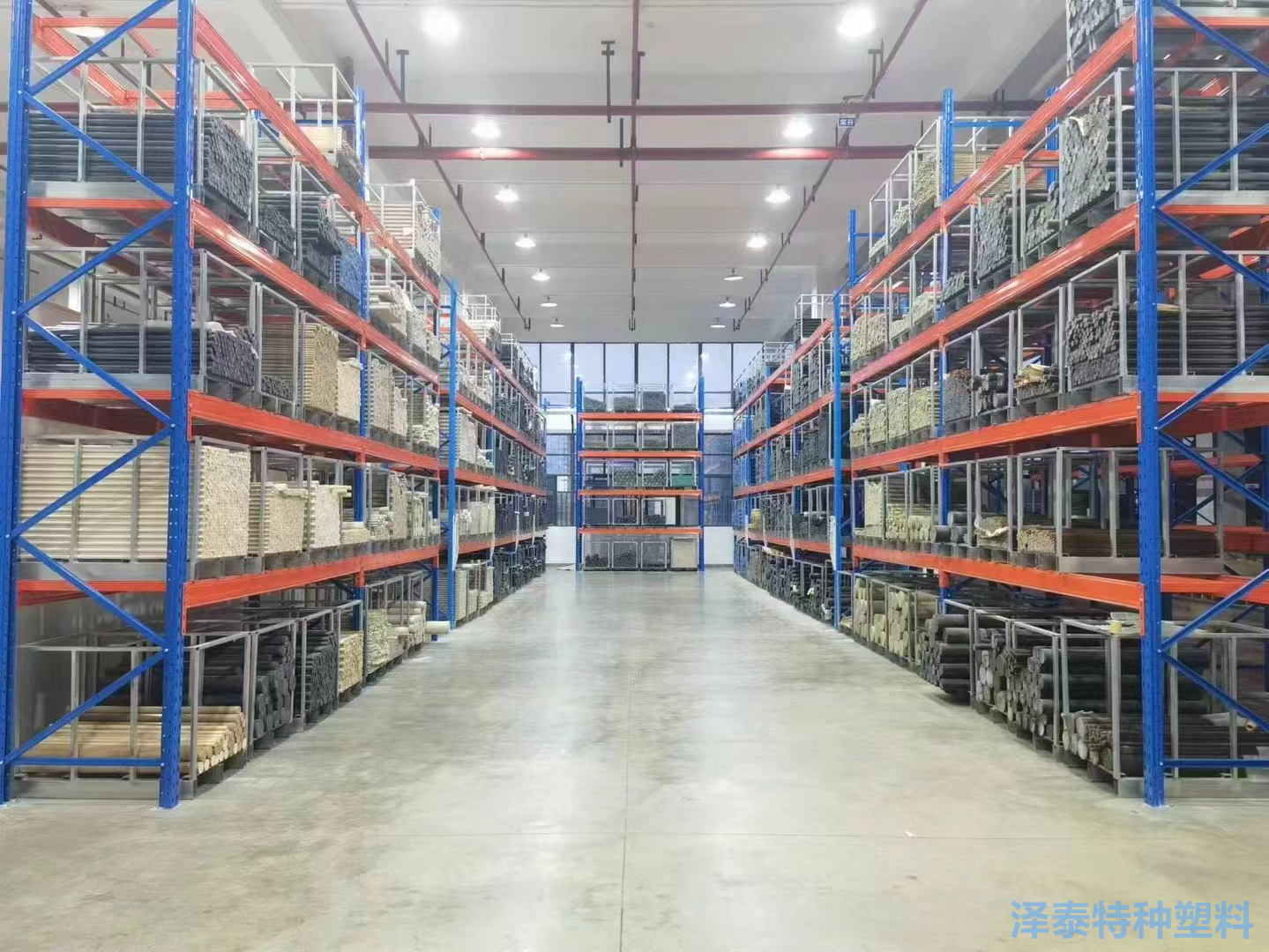 PEEK材料在機(jī)器人行業(yè)的具體應(yīng)用及優(yōu)勢(shì)分析